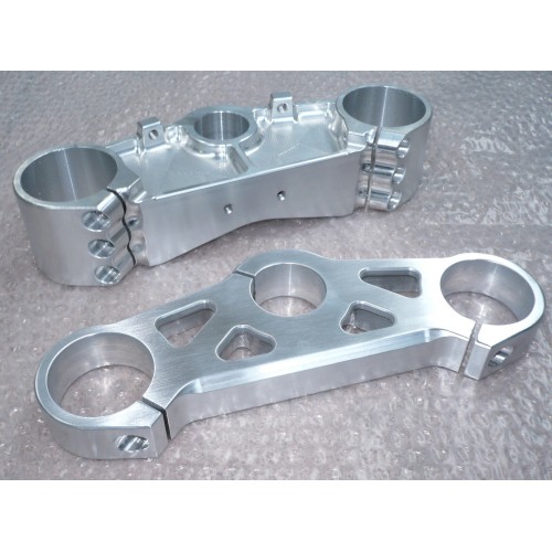 PIASTRE DI STERZO SUPERBIKE DUCATI ST2 ST 3 ST 4