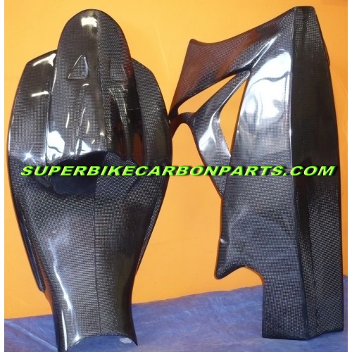 CARENA COMPLETA IN CARBONIO – modello stradale